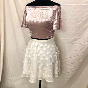 💫white floral embellished skirt